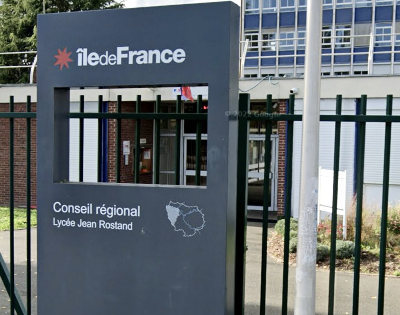 L’adolescent a reconnu avoir fait usage d’un mortier d’artifice dans l’enceinte du lycée Jean-Rostand où il est scolarisé - illustration