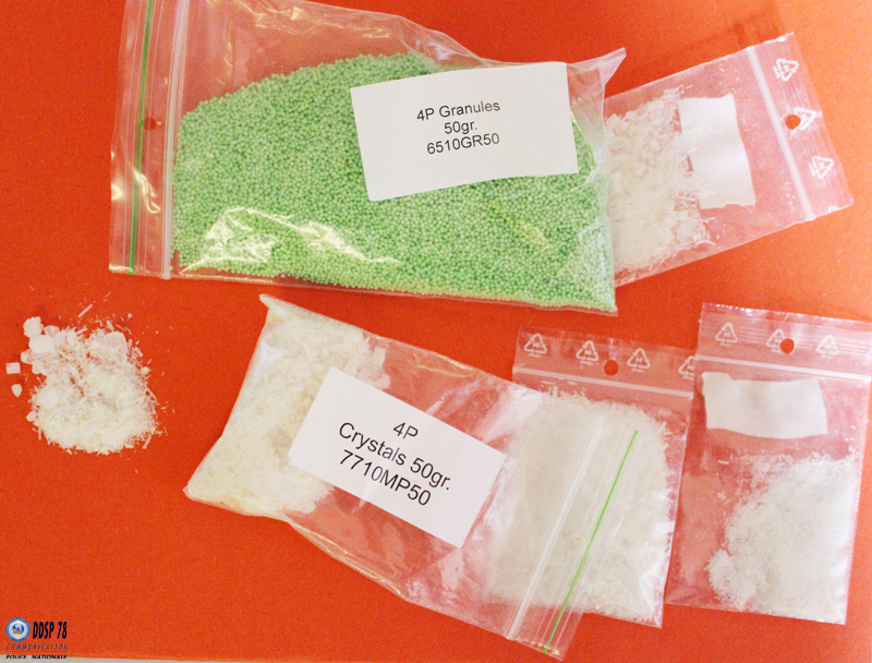 Les drogues de synthèse ont été saisies pour analyse (Photo: DDSP78)