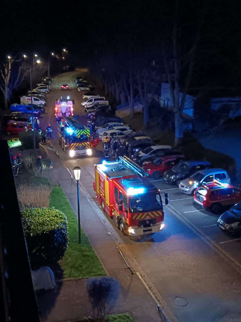 Yvelines. La piste criminelle privilégiée après deux départs de feu dans un immeuble à Aubergenville 