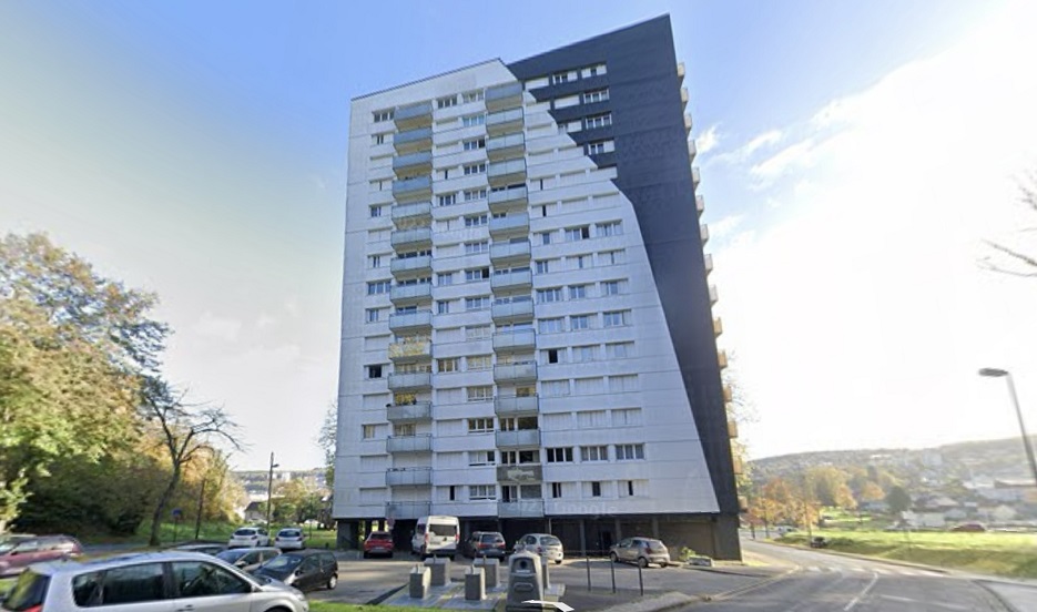 La quinquagénaire aurait chuté du 12ème étage de cette tour  baptisée Normandie - illustration