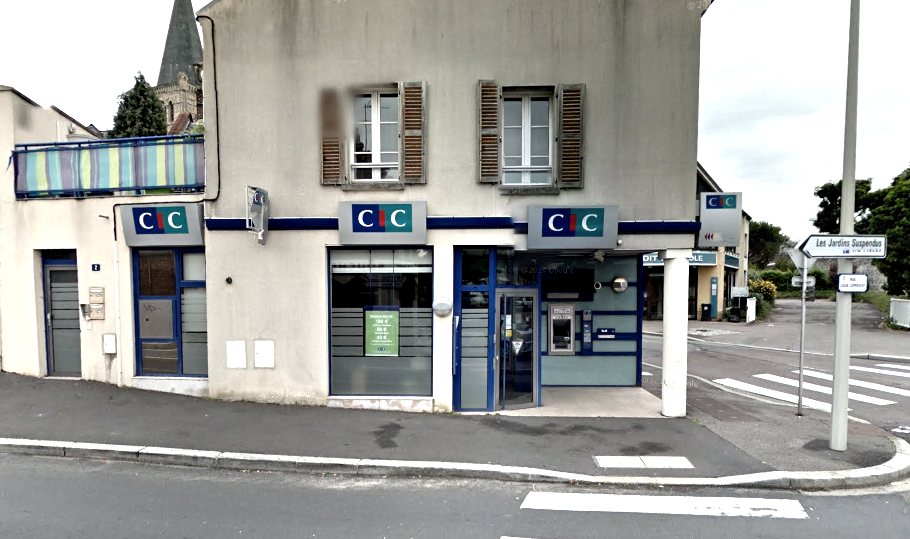L'agence du CIC est implantée à l'angle des rues Louis Leprévost et Irène Joliot-Curie, dans le quartier Sanvic (@illustration)