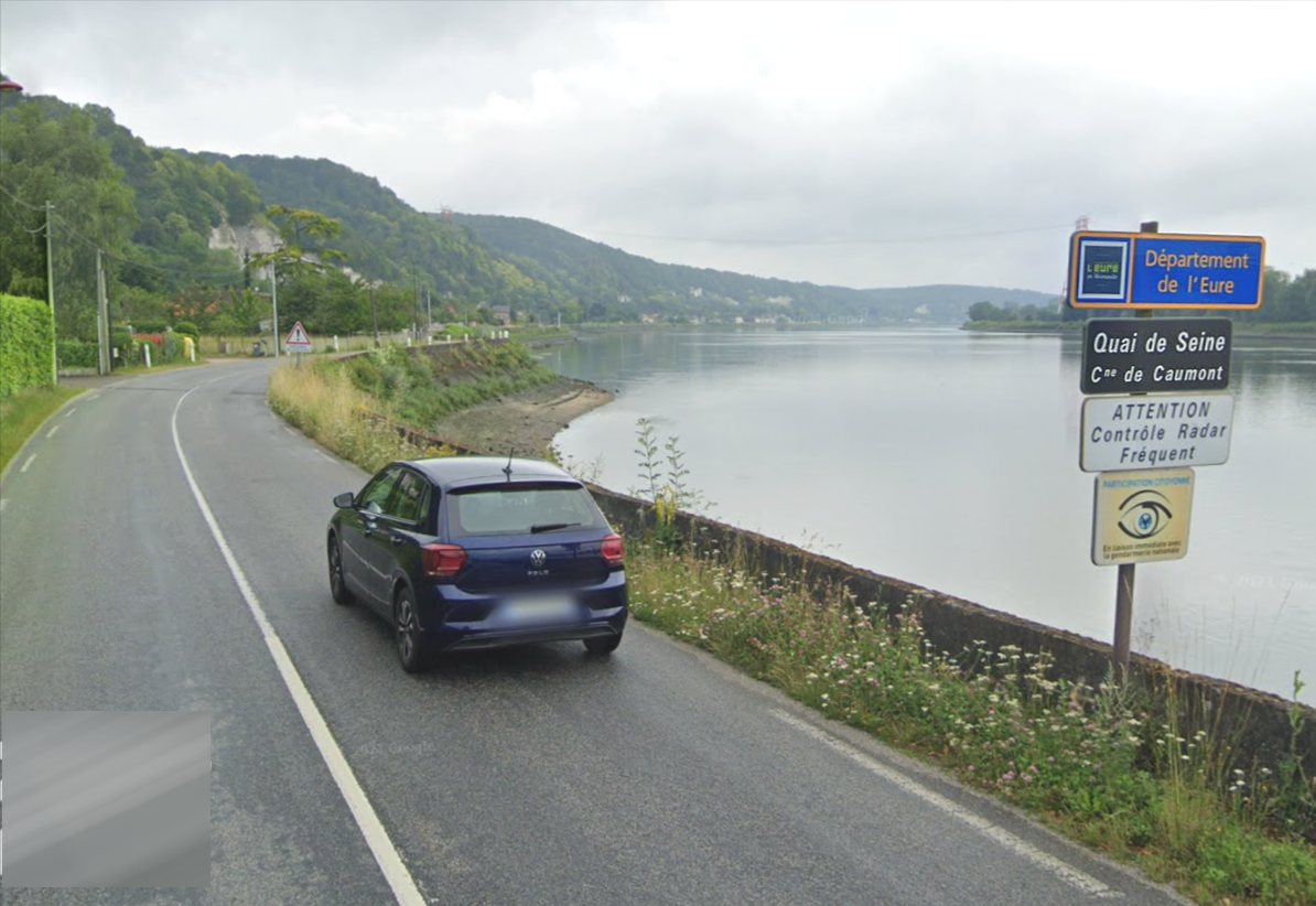 La commune de Caumont, et plus particulièrement ses bords de Seine, sont placés sous surveillance en raison des risques de débordement - Illustration © Google Maps