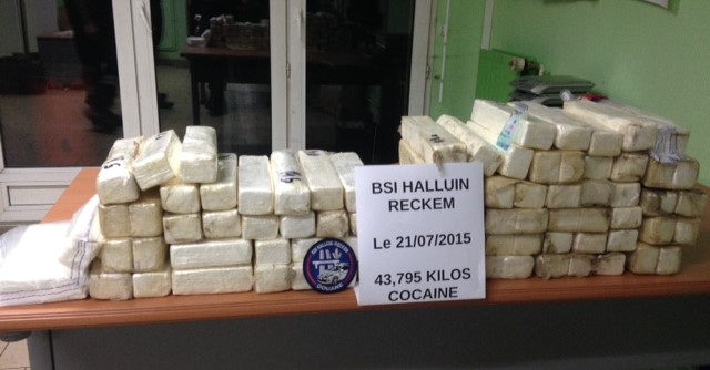 La drogue saisie représente plus de 2,6 millions d’euros sur le marché illicite de la revente au détail de stupéfiants (Photo @Douane)