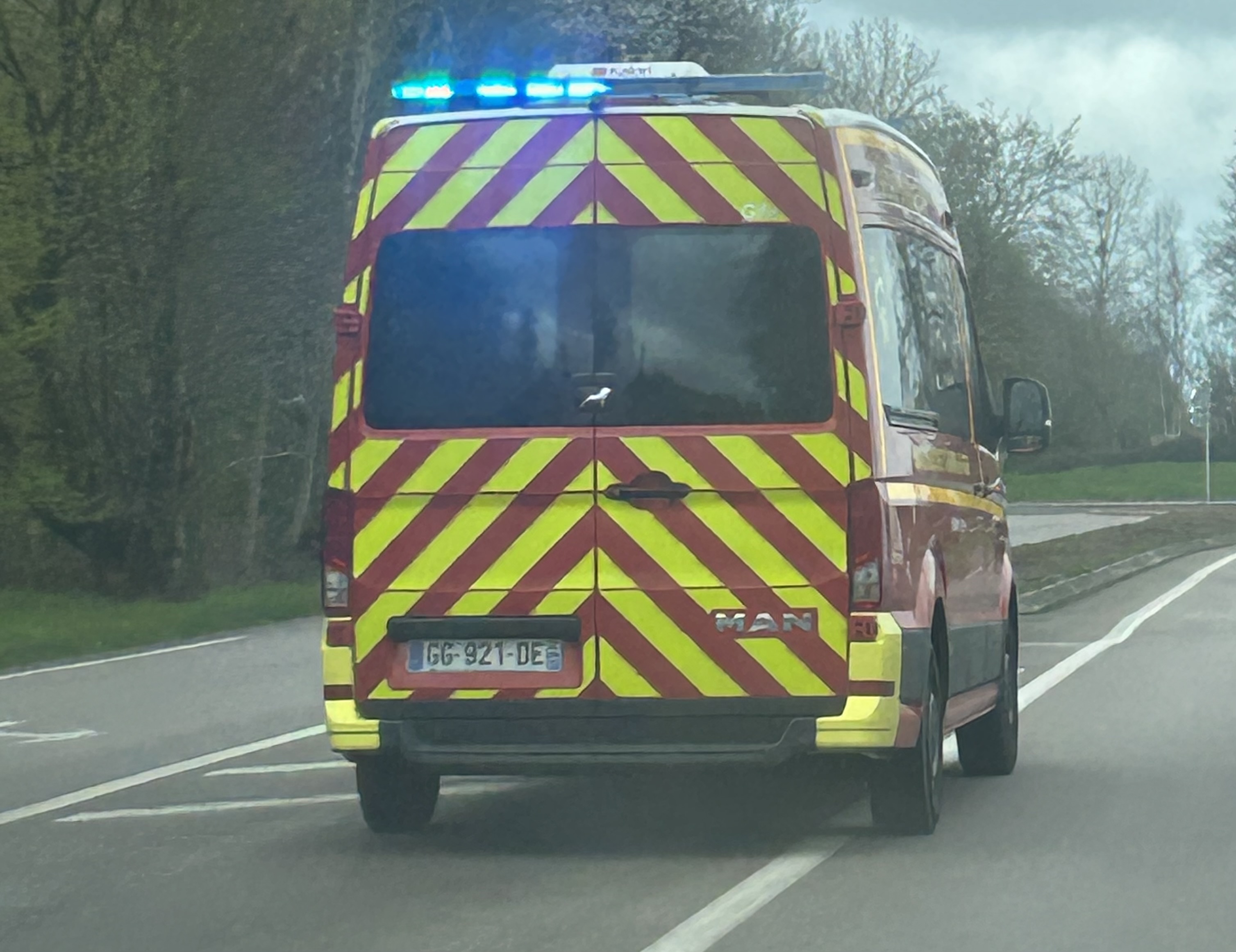 Les deux victimes, un couple de 80 et 86 ans, ont été transportées par les sapeurs-pompiers vers l’hôpital d’Évreux - illustration @ infonormandie