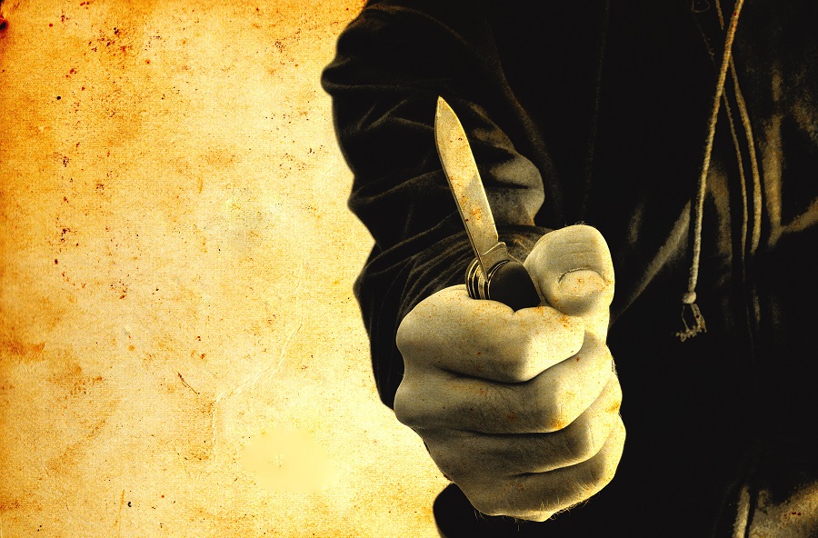 L'auteur présumé du coup de couteau a nié faouchement les faits, lors de son audition en garde à vue - Illustration © Adobe Stock