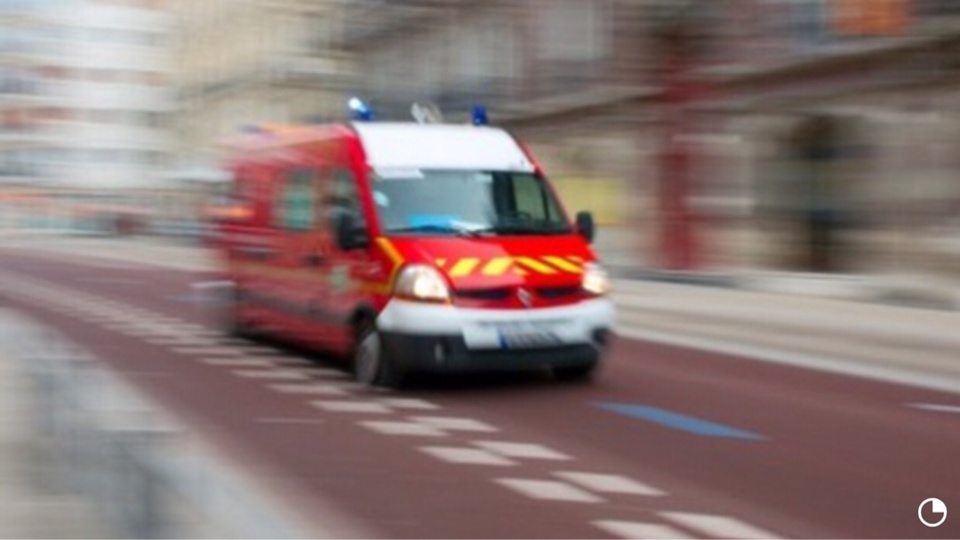 Yvelines : quatre blessés dans un accident avec une ambulance des  pompiers à Chambourcy