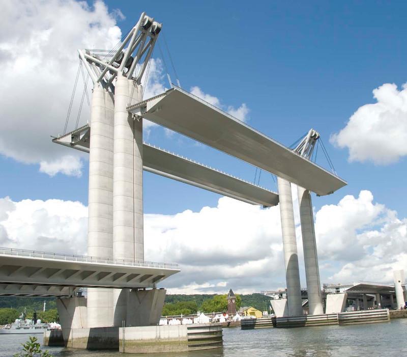 Rouen : le pont Flaubert fermé ce mardi soir pour laisser passer un voilier