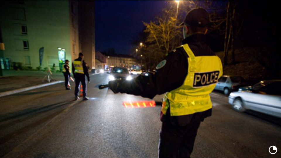 Yvelines : rodéo et feu de voiture cette nuit dans la cité de la Noé à Chanteloup-les-Vignes