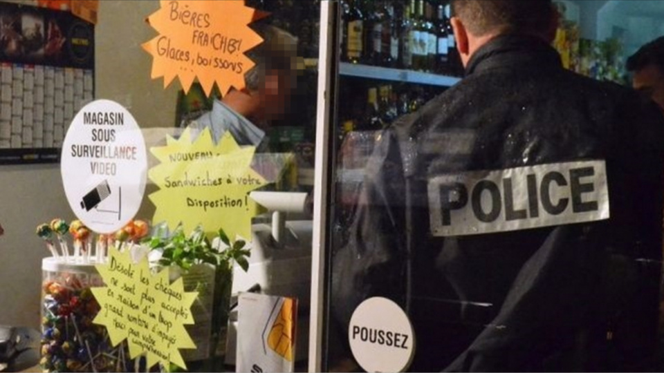 Régulièrement, des contrôles sont effectués par les services de police dans les épiceries de nuit soumises à l'arrêté municipal anti-alcool à Rouen (Photo d'illustration)
