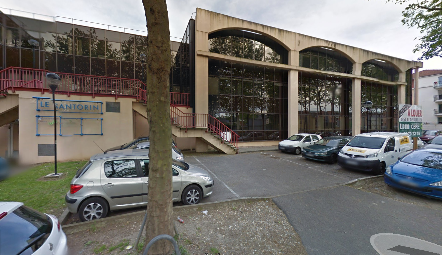 L'immeuble Santorin situé au 31, avenue de la Libération sur la rive gauche de Rouen a longtemps hébergé les activités de la société Educatel avant de devenir ces derniers mois un refuge pour des personnes en difficulté