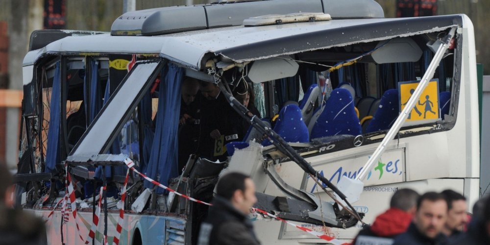 Six victimes dans cet autocar qui transportait 18 jeunes gens (Photo© Xavier Léoty/Sud-Ouest)