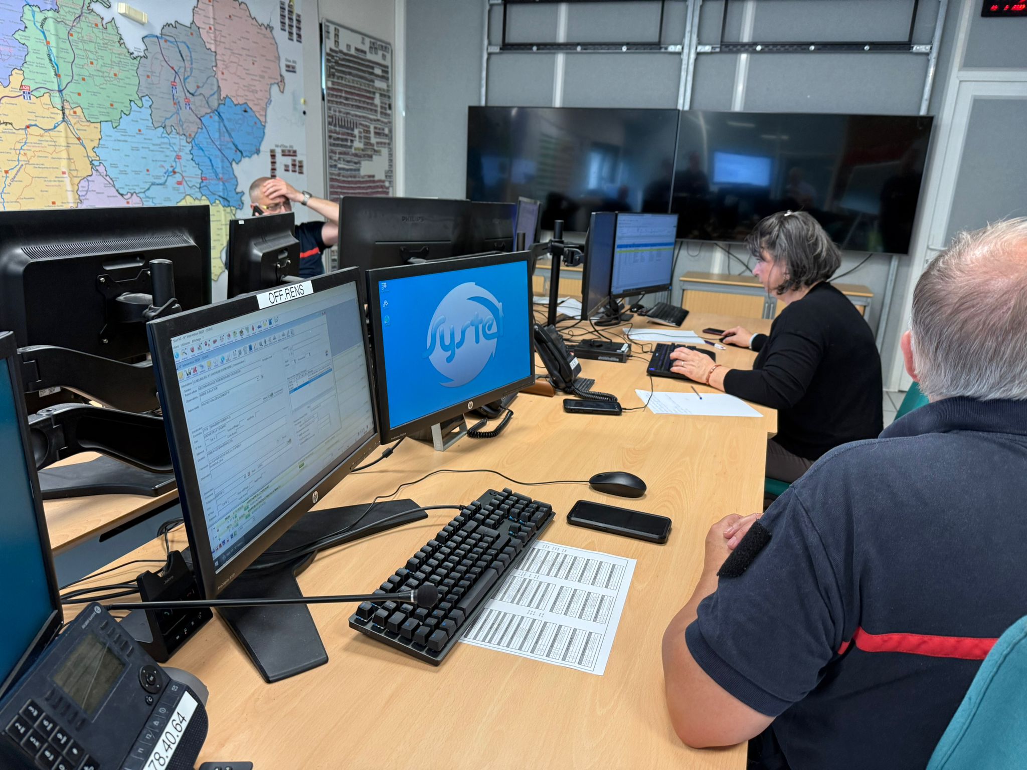 Les sapeurs-pompiers de l’Eure ont reçu, à cette heure,  738 appels et sont intervenus à 174 reprises - Photo Sdis27