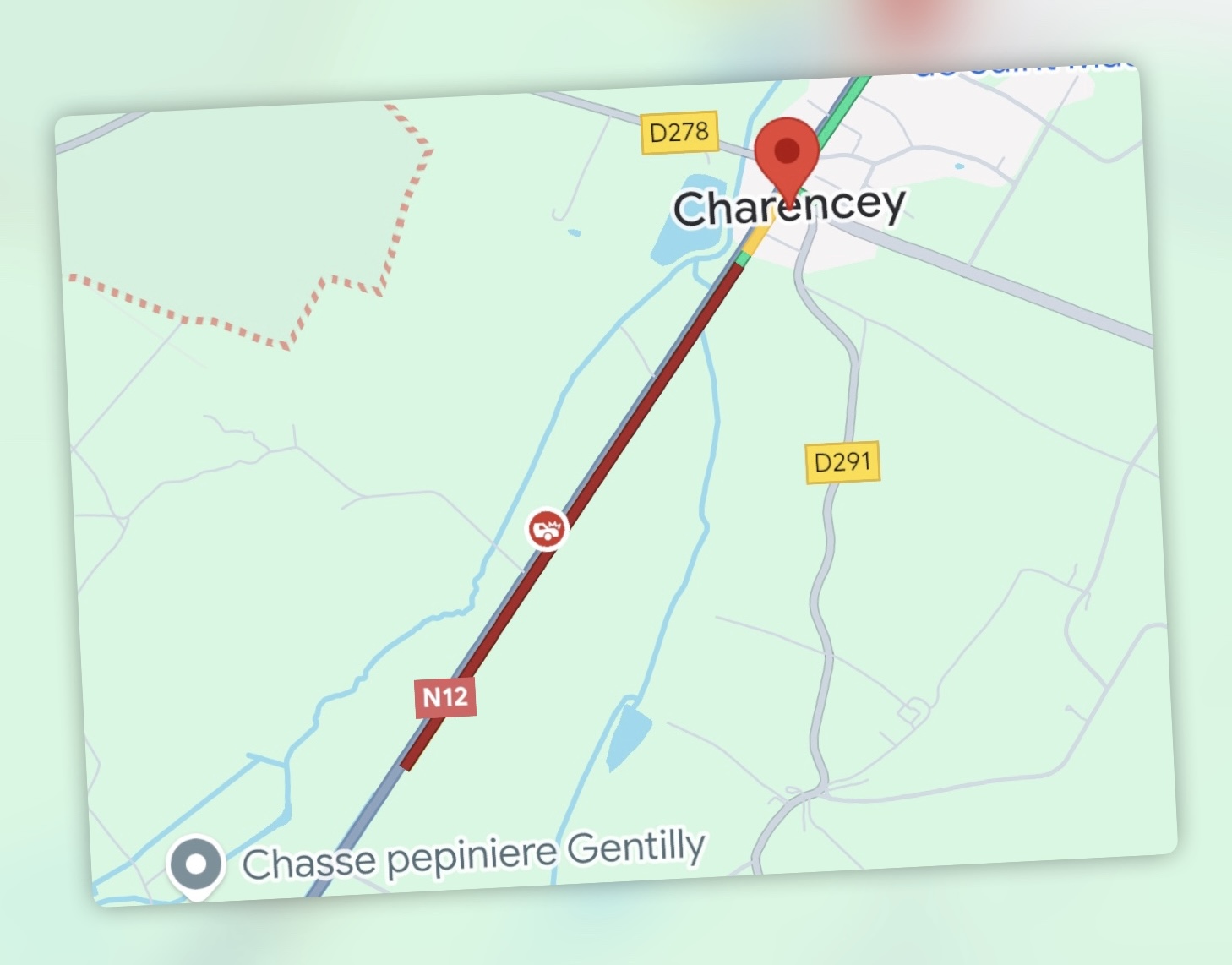 La RN12 coupée dans les deux sens après un accident à Saint-Maurice-lès-Charencey (Orne) 