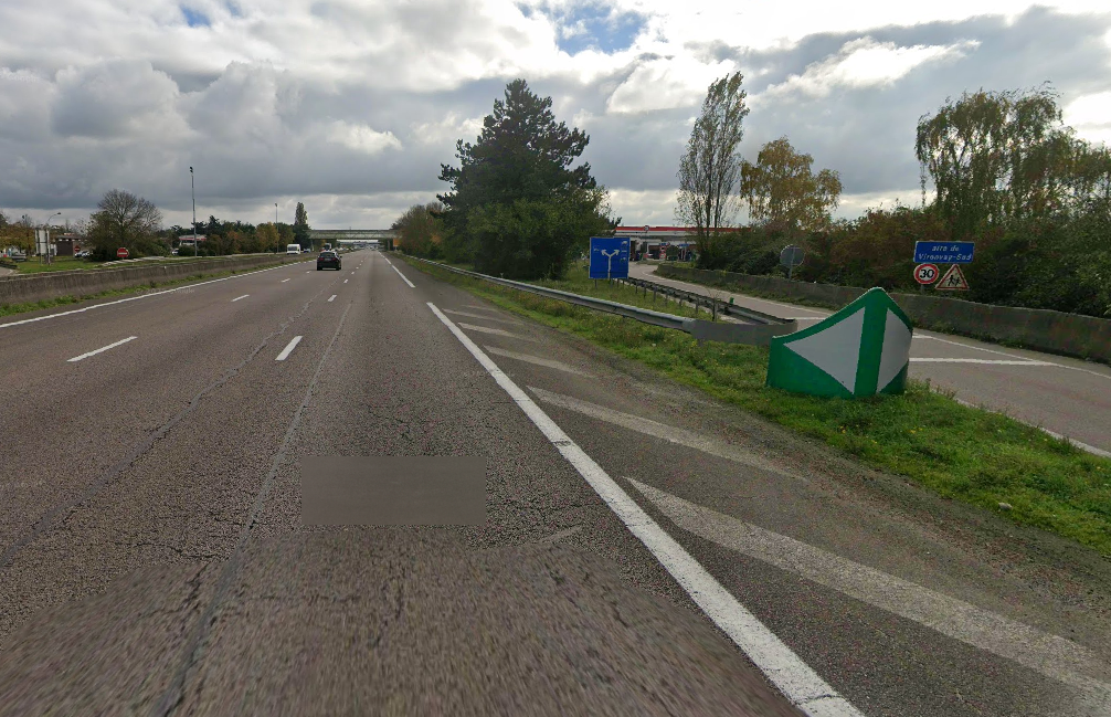 L'accident s'est produit à hauteur de la bretelle de l'aire de repos - Illustration Google Maps