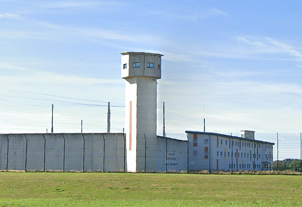 Le centre pénitentiaire d'Alençon, situé à Sablé-sur-Sarthe (Orne) a été ouvert en 2013 - Illustration Google Maps