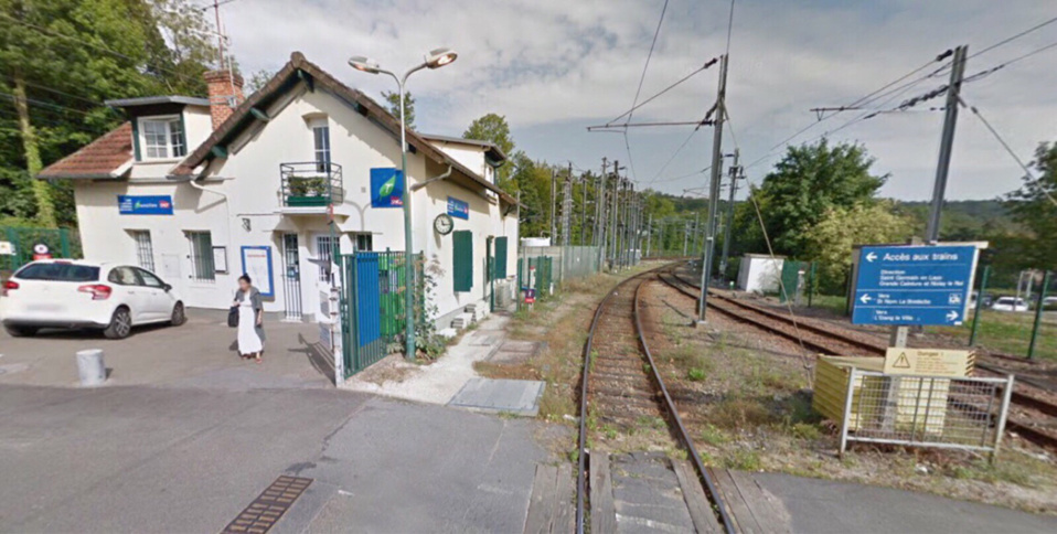 Un homme sur les voies : le train est bloqué en gare de Saint-Nom-la-Bretèche 