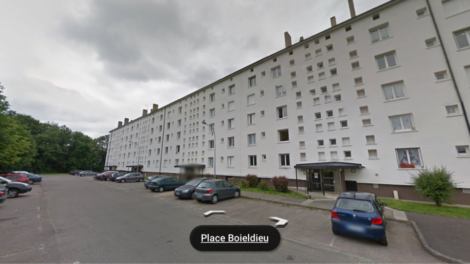 Les policiers sont intervenus dans cet immeuble pour un différend familial (@Google Maps)