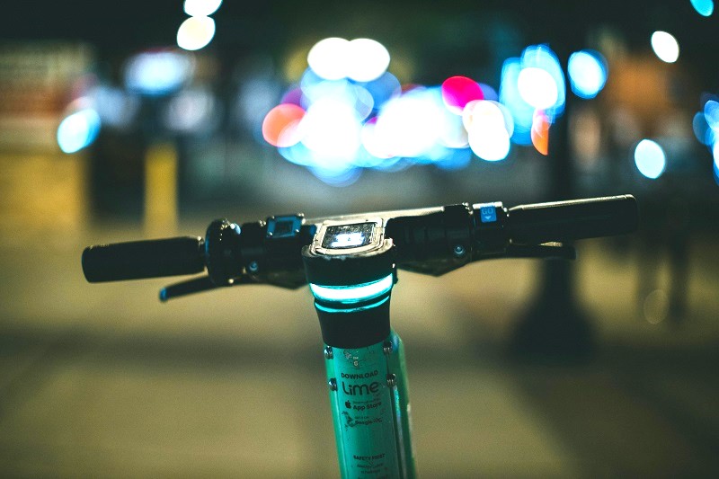 L’homme circulait notamment sans éclairage ni gilet réfléchissant  -  Illustration Jonathan Cooper/Pexels