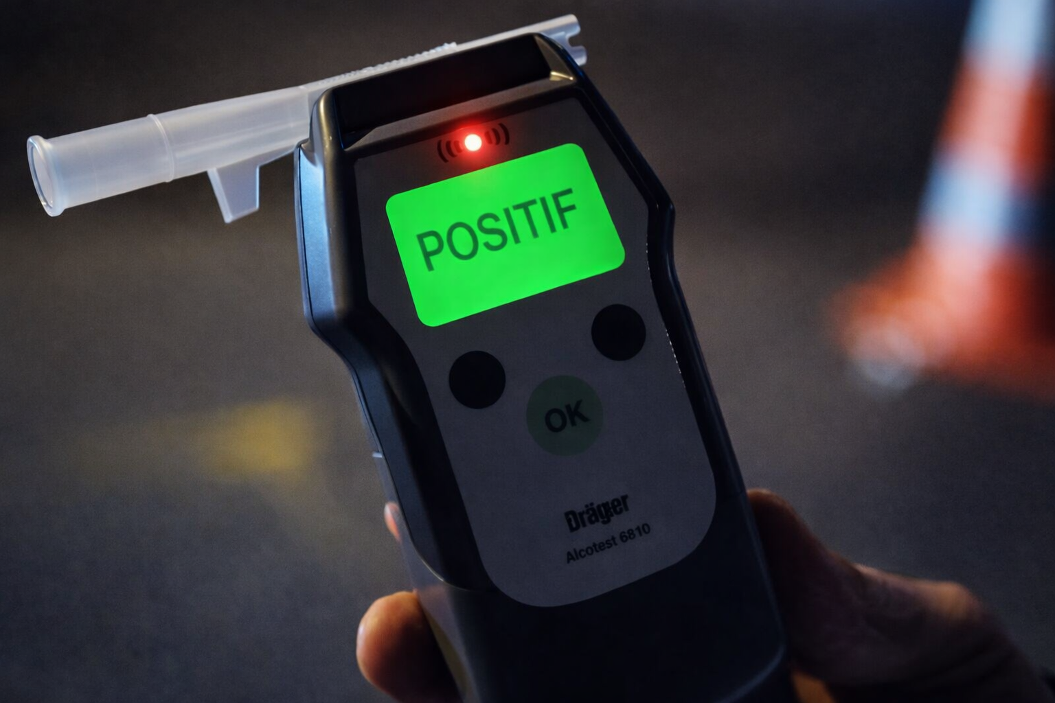 Le test a révélé un taux de 0,80 mg d’alcool par litre d’air expiré, soit 1,60 g par litre de sang .