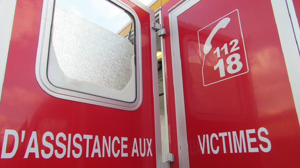 Les sapeurs-pompiers on,t transporté une femme de 42 ans au CHU de Rouen - Illustration Adobe Stock