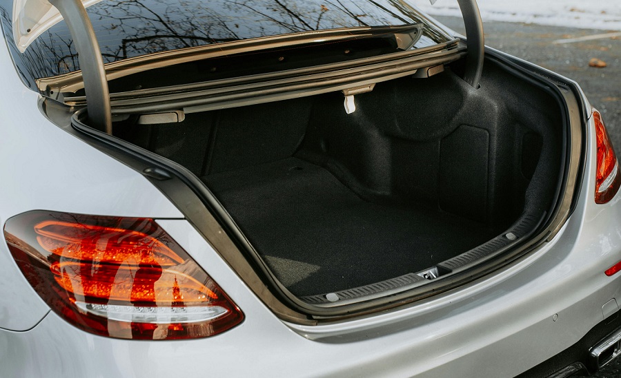 Les têtes dépassaient du coffre de la voiture conduite par une femme fortement alcoolisée   - Illustration Pexels/ Luke Miller