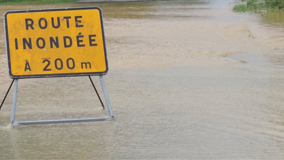 Orages à Rouen : la RN28 inondée à dû être fermée en direction d'Isneauville