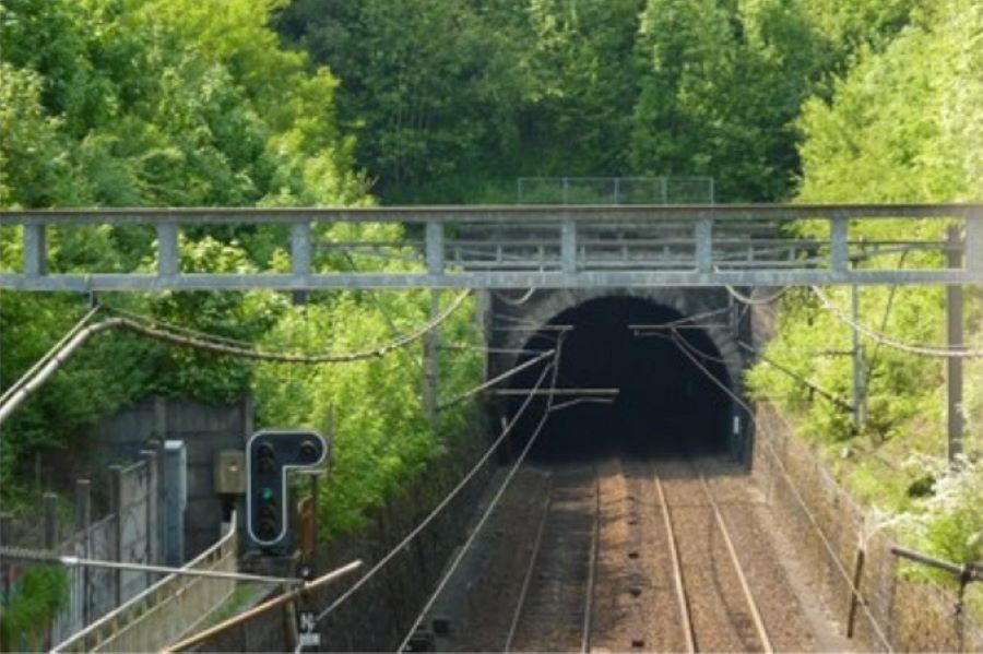 Les travaux, prévus pour débuter le 123 avril prochain, vont durer huit semaines dans le tiunn el de la Justice à Evreux - Illustration : tunnels-ferroviaires.org
