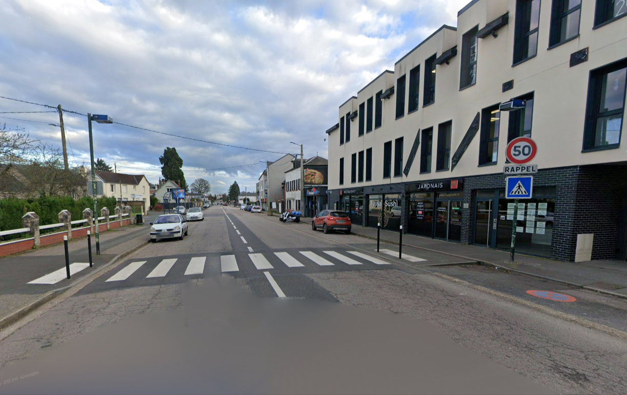 Le drame s'est produit ce dimanche en fin de matinée sur la route de Paris, dans des circonstances que l'enquête va devoir déterminer - Illustration © Google Maps