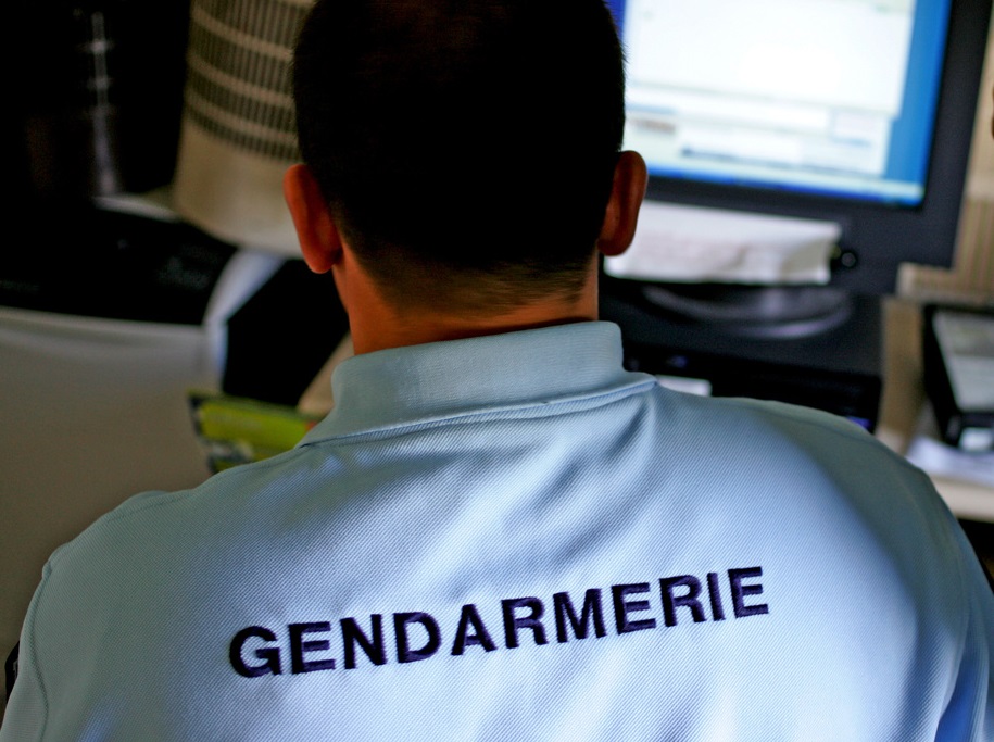 Les gendarmes de Saint-Jacques-sur-Darnétal ont pu rapidement identifier les auteurs des violences et de la vidéo postée sur les reaux sociaux - Illustration ©Adobe Stock