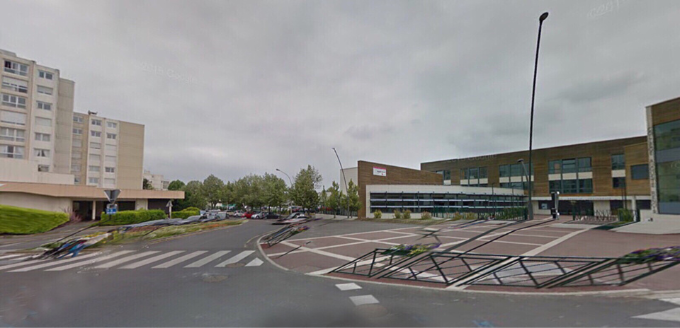 Le jeune homme tirait depuis le balcon de l'appartement de ses parents dans la cour du collège (illustration)