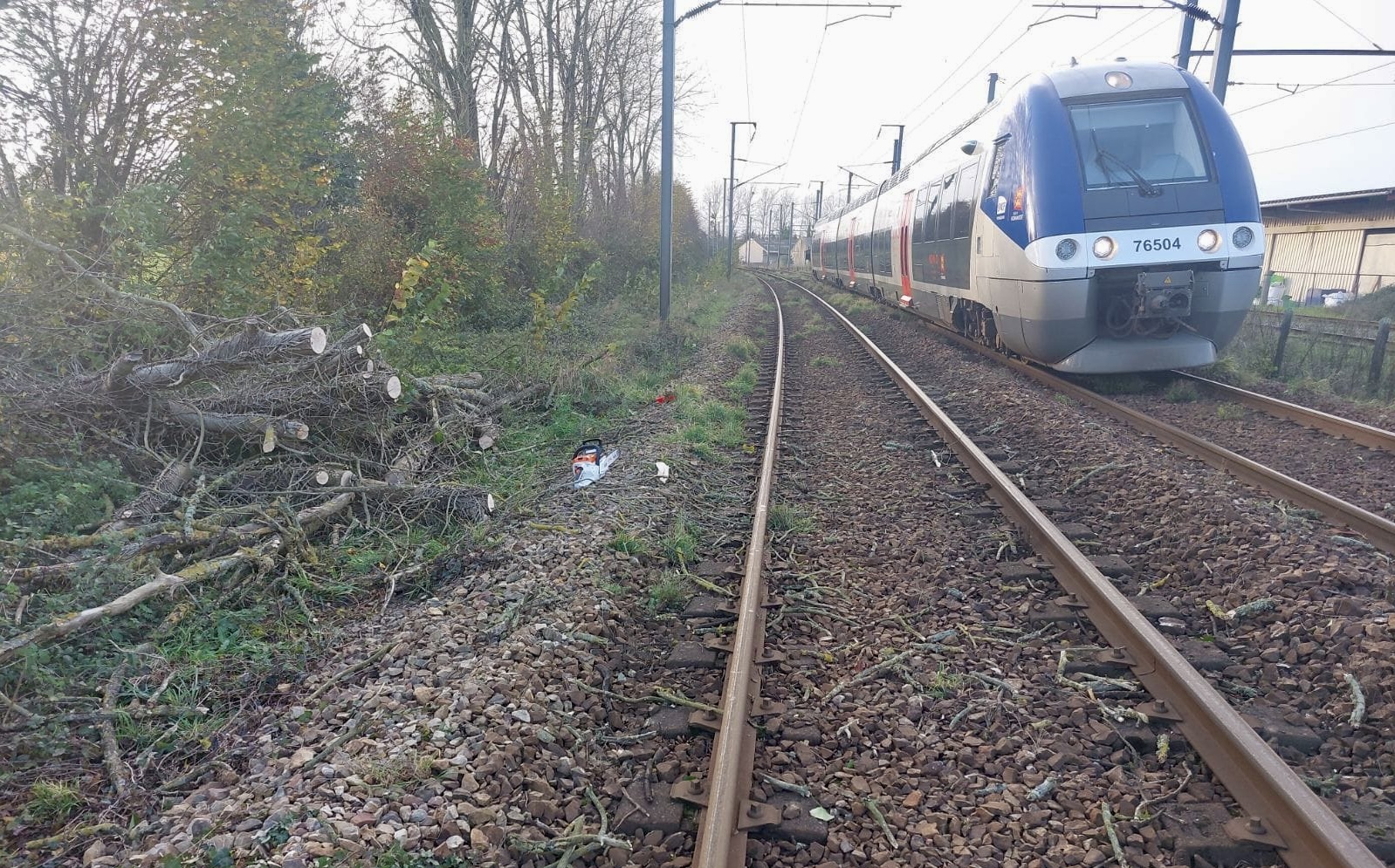 Incendie près des voies à Harfleur : le trafic ferroviaire interrompu