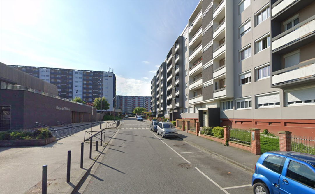 Le feu s'est déclaré dans iun appartement  situé au 5ème étage d'un immeiuble de la rue Guy-de-Maupassant .Illustration ©Google Maps