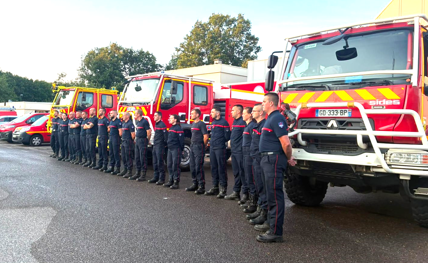 Les renforts du Service départemental d'incendie et de secours de l'Eure  ont pris la route de la Gironde ce jeudi matin - Photo ©Sdis27
