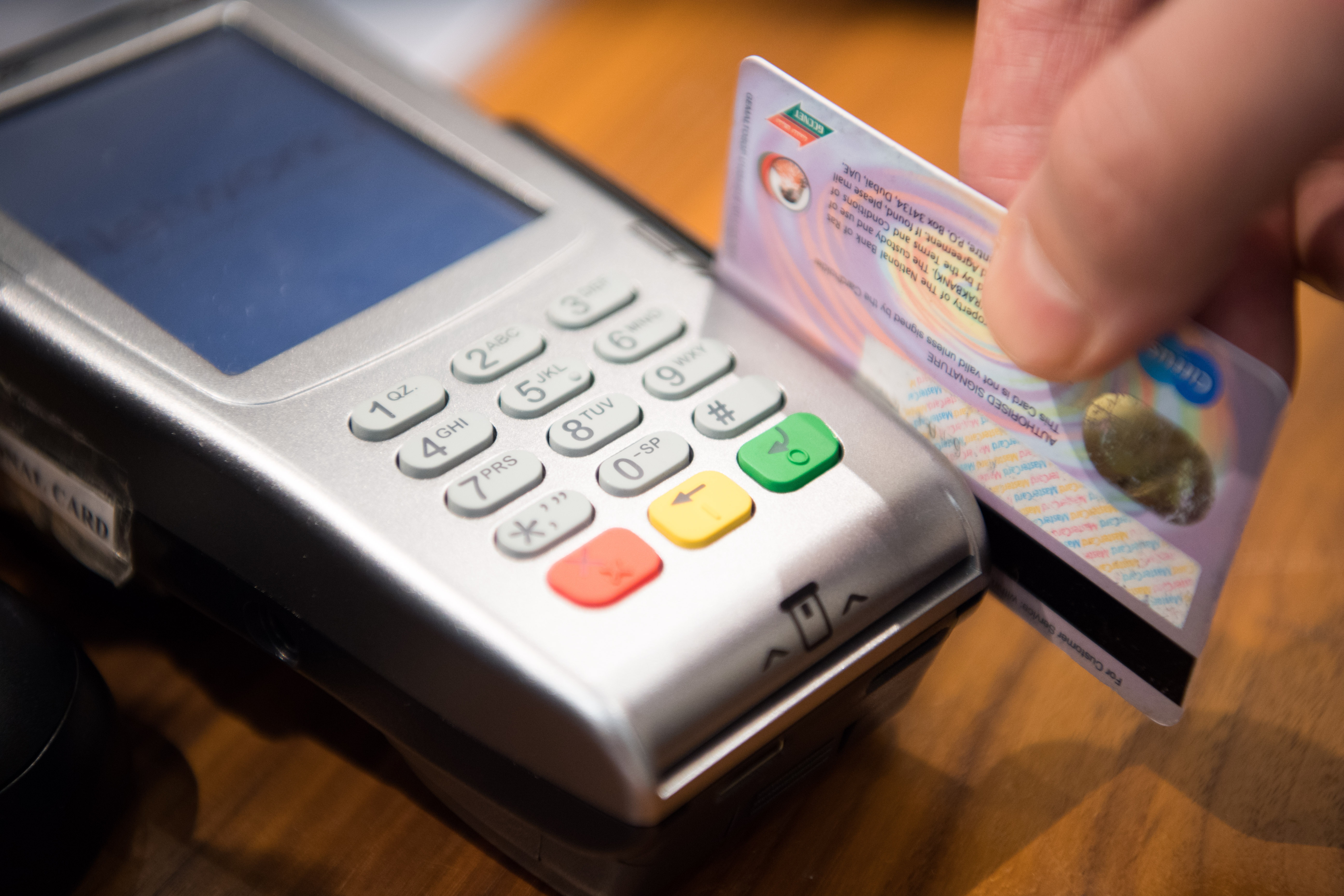 L'un des paiements sans contact a été validé, par le second avec une autre carte bancaire - Illustration © Pixabay