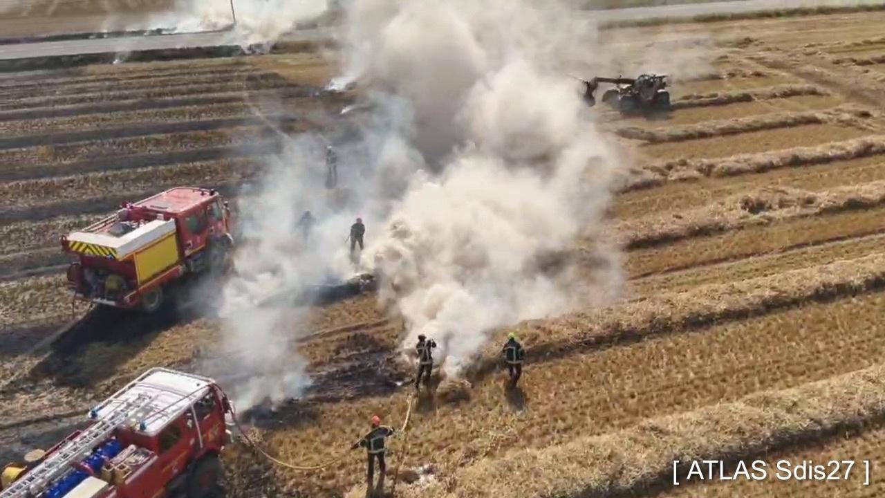Les sapeurs-pompiers de l’Eure n’ont pas fait relâche depuis le 18 juin, confrontés chaque jour à plusieurs départs de feu - Photo Sdis27