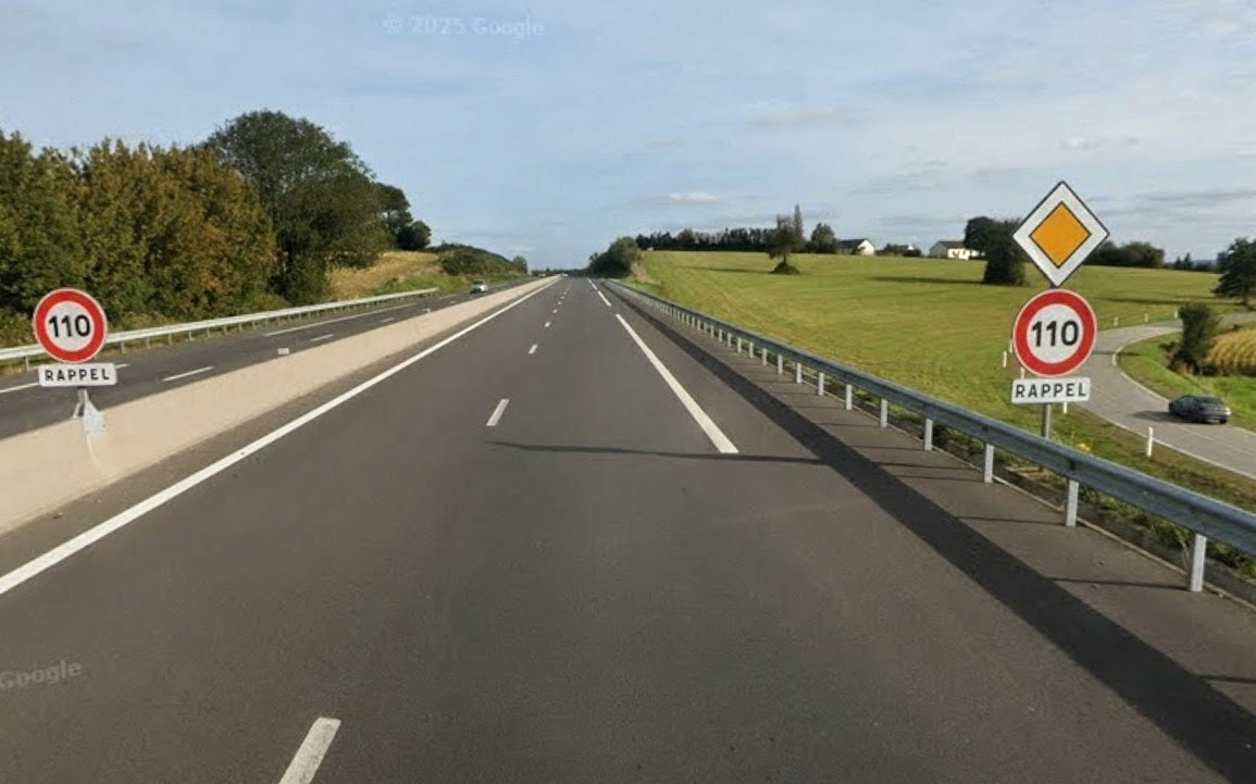 Le contrôle a eu lieu sur la RD924, à hauteur de Landigou, une commune située entre Briouze et Flers -  ©Google Maps