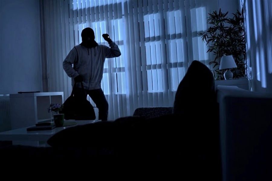 L'attention de la victime a été attirée par un bruiitb suspect dans son habitation - Illustration © Adobe Stock