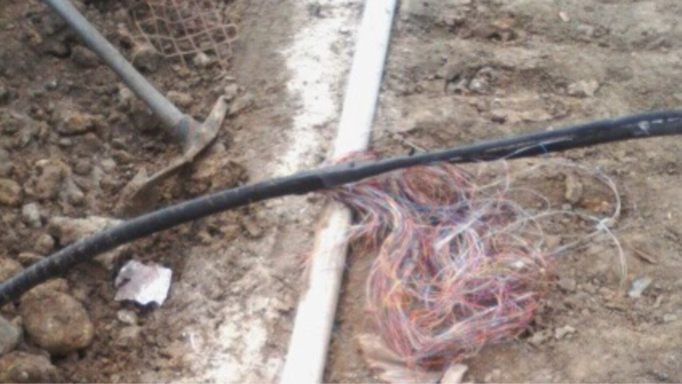 Un câble en cuivre sectionné accidentellement à Barentin : téléphone fixe et internet coupés