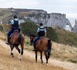 Étretat : six cavaliers de la Garde républicaine mobilisés tout l’été pour sécuriser le littoral