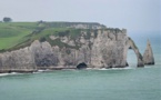 Isolés par la marée, trois adultes et quatre enfants secourus par les pompiers au Trou à l’Homme à Étretat 