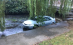 Serquigny  : ivre, il plonge avec sa voiture dans la Charentonne en faisant une marche arrière