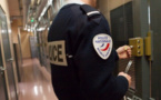 Cinq jeunes en garde à vue pour extorsion avec violences dans les Yvelines 