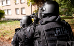 Yvelines : retranché dans sa chambre d’hôtel, le forcené est maîtrisé par les policiers du Raid 