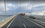 Tempête Eunice : un camion couché sur le pont de Normandie perturbe la circulation
