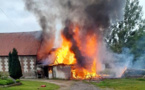 Seine-Maritime : les flammes ravagent un garage à Martigny, près de Dieppe  