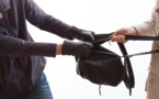 A Rouen, un  voleur de sac à main menace une femme de 71 ans avec un cutter 