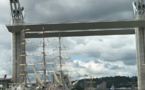 Le pont Flaubert est soumis à un certain nombre de restrictions lors du passage des bateaux, ainsi que, pour des raisons de sécurité, lors des concerts et feux d'artifices - Illustration © infonormandie