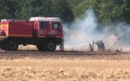 Saint-Aubin-d’Escroville : un feu de chaume ravage 4 hectares près du Neubourg (Eure)