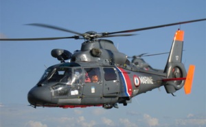 Évacuation sanitaire d'un marin blessé à bord d'un porte-conteneurs, au large de Dieppe