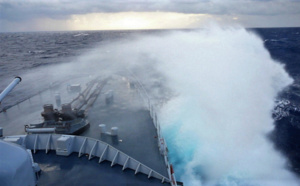Avis de tempête en mer dimanche : rafales de vent et vagues de 3 à 6 mètres en Manche